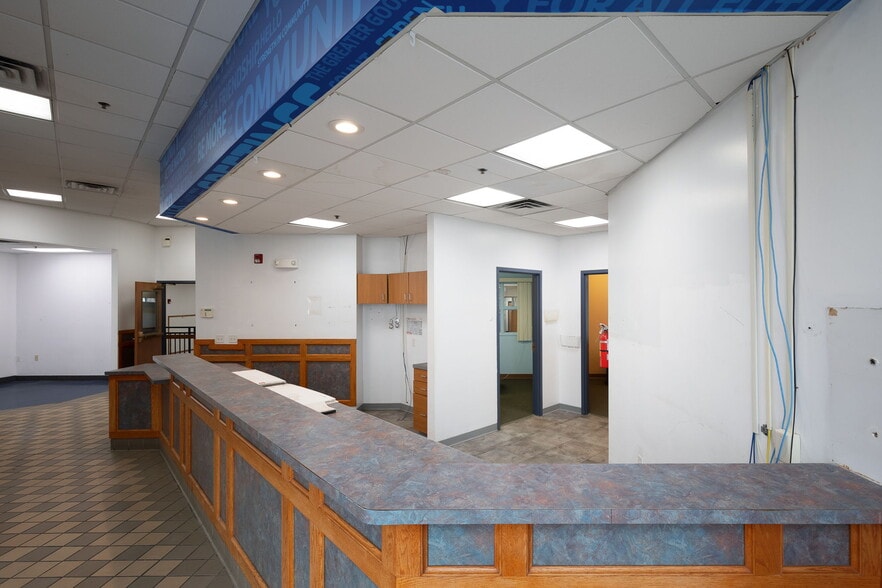 More Photos Of 119 Washington St, Watertown Health Club For Sale