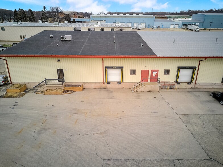 More Photos Of 2041 S Stoughton Rd, Madison Warehouse For Lease