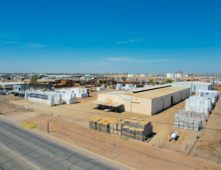 More Photos Of 376 E Main St, El Centro Warehouse For Sale