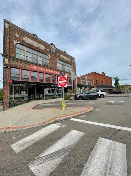 More Photos Of 112 Main St, Putnam Storefront Retail Office For Lease