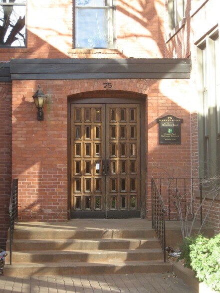More Photos Of 75 Market Pl, Springfield Office For Sale