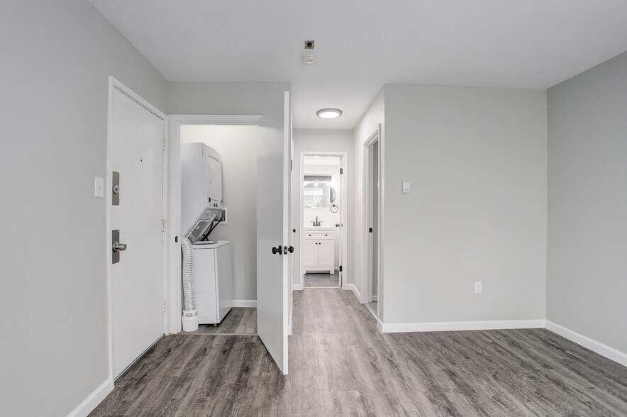 More Photos Of 551 S Fairfax St, Denver Apartments For Sale