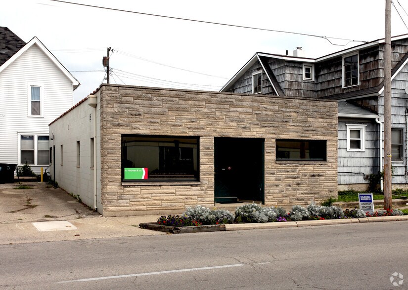 More Photos Of 320 W Adams St, Muncie Office For Lease