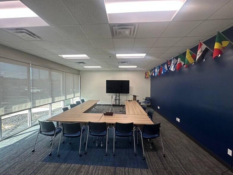 More Photos Of 5308 Wurzbach Rd, San Antonio Office For Lease