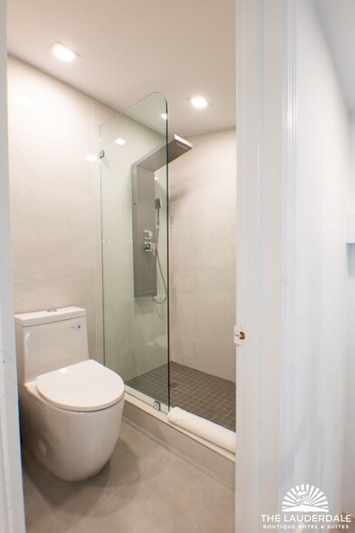 More Photos Of 505 SE 16th St, Fort Lauderdale Hotel For Sale