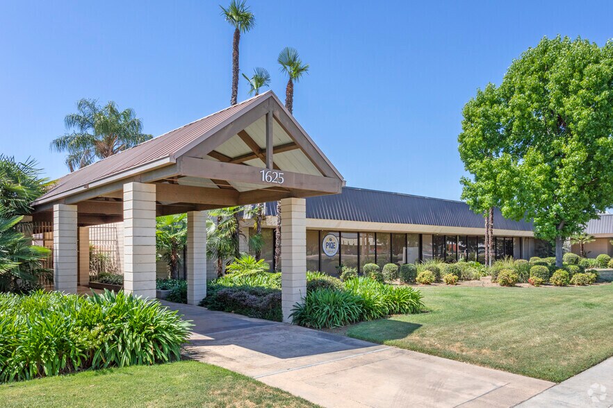 Primary Photo Of 1625 E Shaw Ave, Fresno Office For Lease