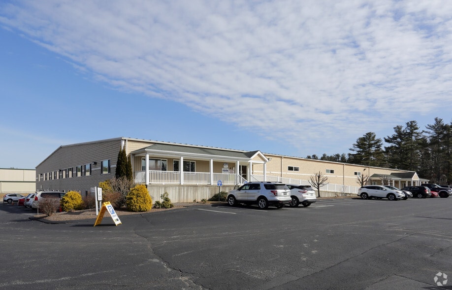 More Photos Of 314 E Main St, Norton Office For Lease