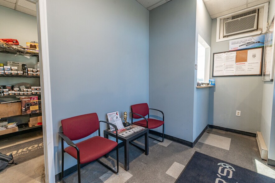 More Photos Of 2227 N 3rd Ave, Whitehall Service For Sale