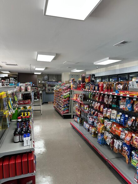 More Photos Of 8931 Us-52, Wadesboro General Retail For Sale