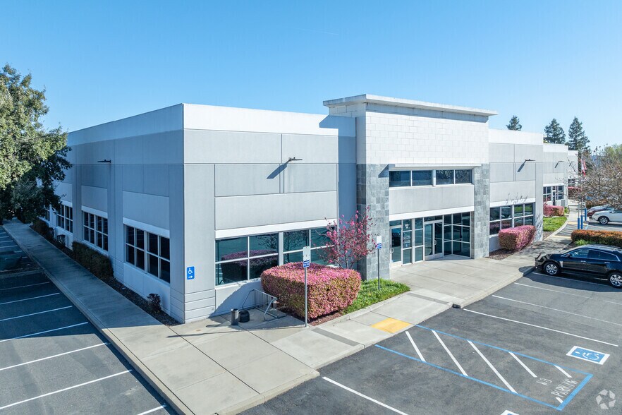 More Photos Of 2208 Kausen Dr, Elk Grove Unknown For Lease