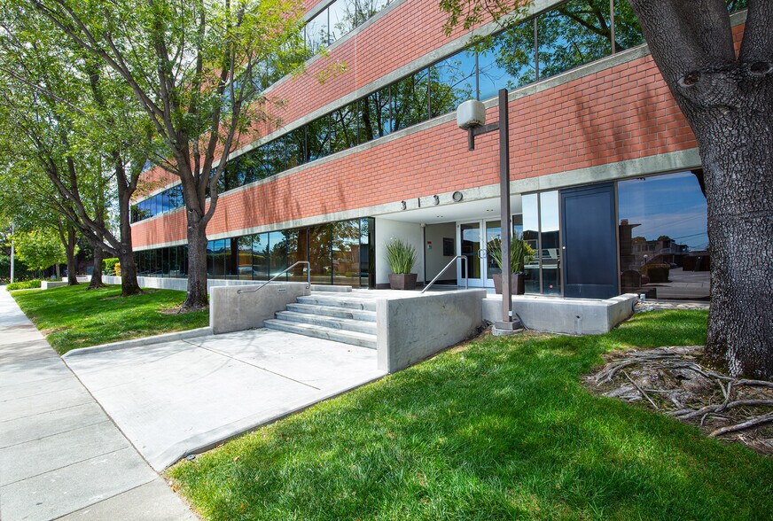 More Photos Of 3130 La Selva St, San Mateo Office For Lease