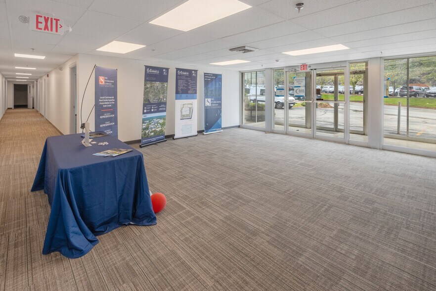 More Photos Of 64 Holton St, Woburn Warehouse For Lease