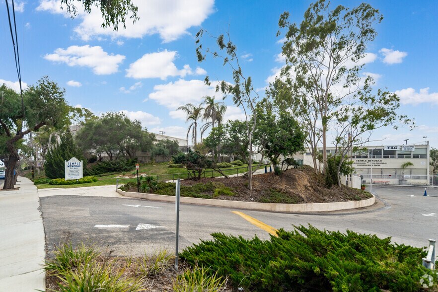 More Photos Of 1101 Camino Real, Redondo Beach Religious Facility For Lease
