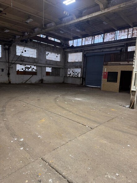 More Photos Of 1791 Fillmore Ave, Buffalo Distribution For Lease