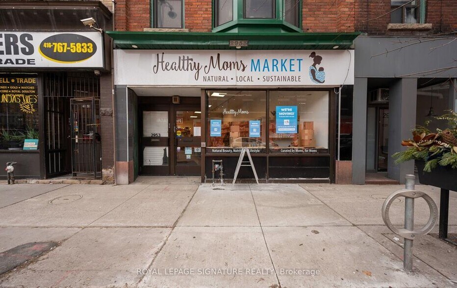 Primary Photo Of 2953 Dundas St W, Toronto Storefront Retail Residential For Lease
