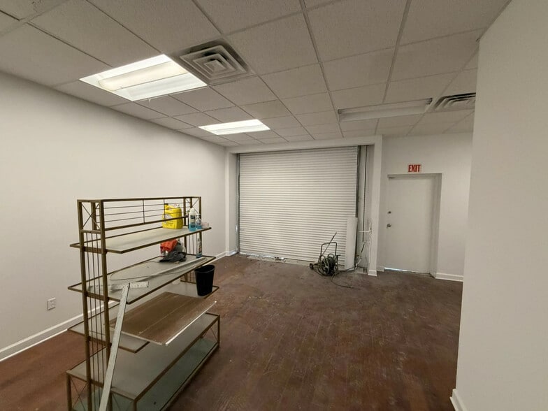 More Photos Of 8570 Philips Hwy, Jacksonville Unknown For Lease