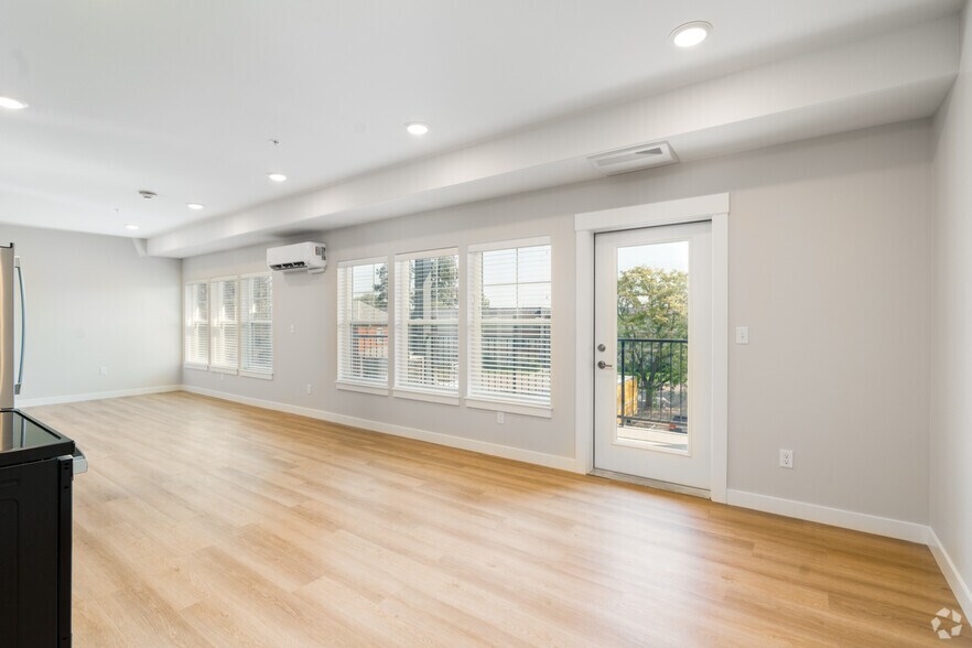 More Photos Of 1620 N River Ridge Blvd, Spokane Apartments For Sale