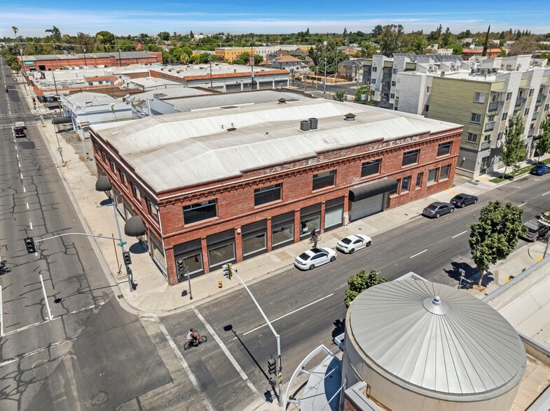 More Photos Of 600 N El Dorado St, Stockton Service For Sale