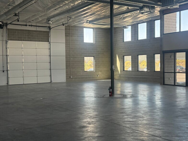 More Photos Of 375 W Millennium Way, Midvale Light Distribution For Lease