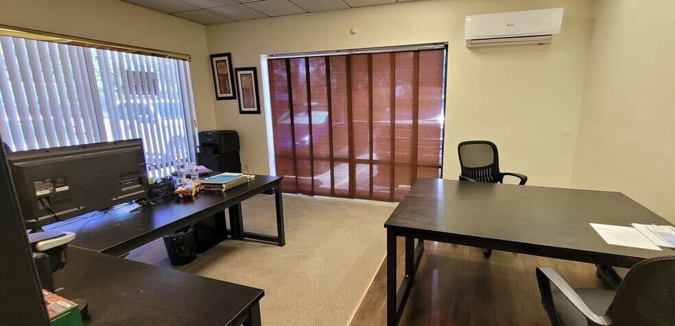 More Photos Of 2632 Pemberton Dr, Apopka Warehouse For Lease