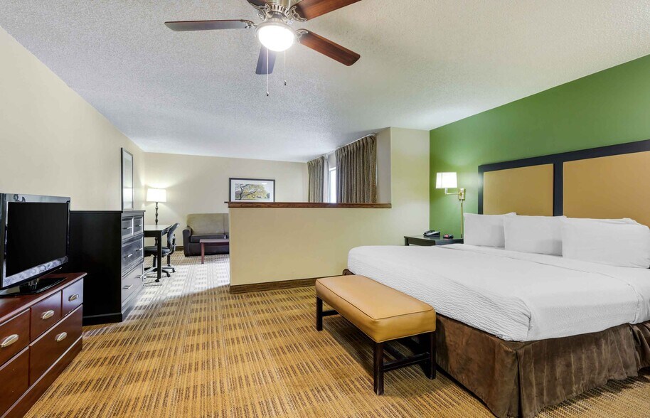 More Photos Of 4802 S Loop 289, Lubbock Hotel For Sale