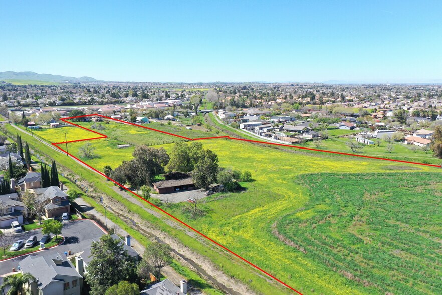 More Photos Of 800 Minnesota Ave, Brentwood Land For Sale