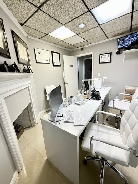 More Photos Of 523 Westfield Ave, Elizabeth Medical For Lease