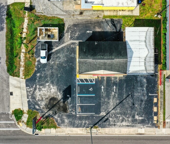 More Photos Of 3018 Cleveland Ave, Fort Myers Auto Repair For Sale
