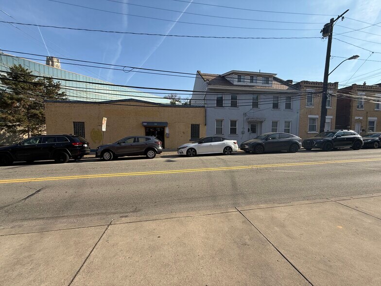 Primary Photo Of 331-333 S Bouquet St, Pittsburgh Apartments For Sale