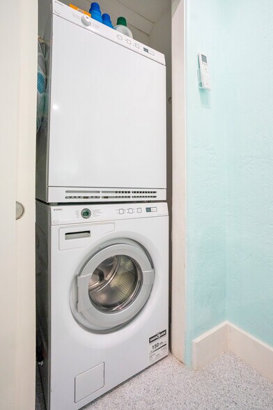 More Photos Of 571 Saint Judes Dr, Longboat Key Apartments For Sale