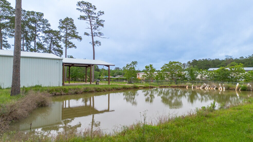 More Photos Of 13046 Highway 105 E, Conroe Industrial For Lease