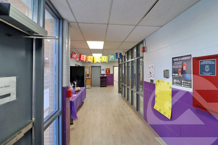 More Photos Of 22280 E Price Dr, Clinton Township Schools For Sale