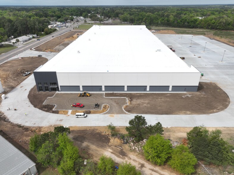 More Photos Of 4704 Ogeechee Rd, Savannah Warehouse For Lease