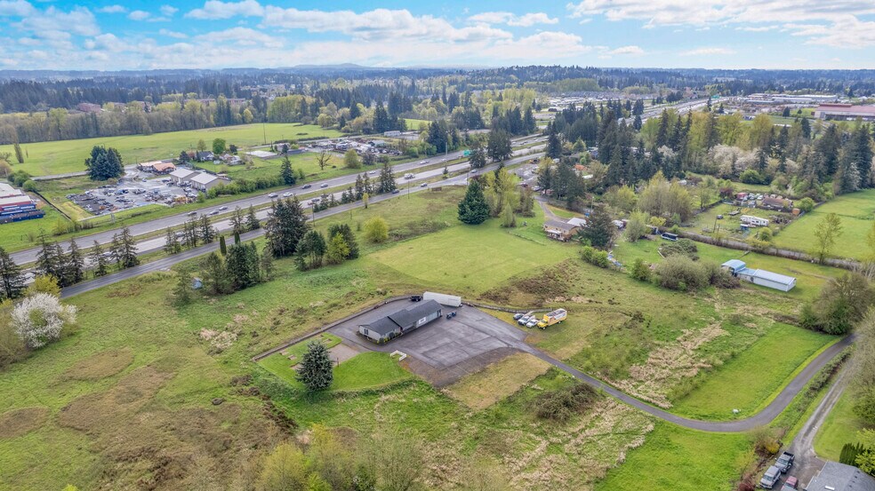 More Photos Of 406 NE 184th St, Ridgefield Office Residential For Lease