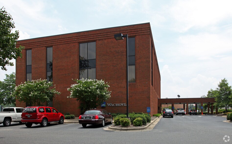 More Photos Of 301 E Ash St, Goldsboro Office For Lease