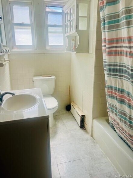 More Photos Of 10922 Myrtle Ave, Richmond Hill Healthcare For Sale