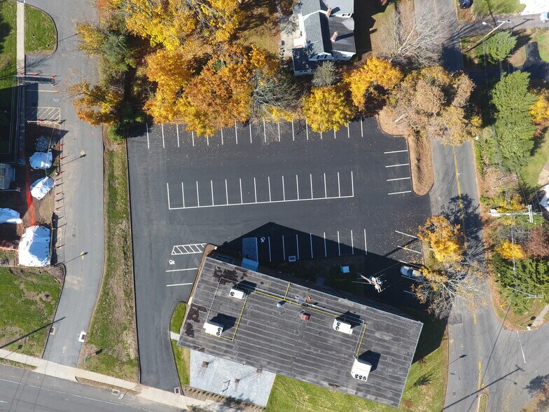 More Photos Of CORNER OF DIXWELL AVENUE AND SANFORD STREET, Hamden Medical For Lease