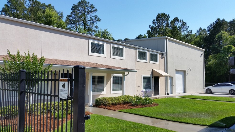 More Photos Of 117 Indigo Dr, Brunswick Industrial For Sale