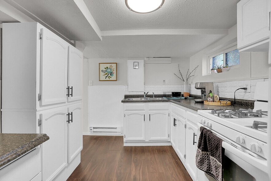 More Photos Of 175 S Main St, Brighton Office For Sale