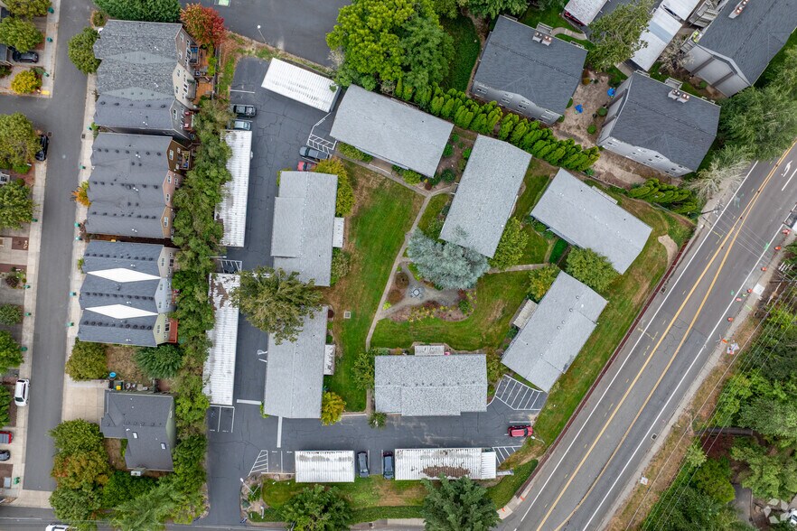 More Photos Of 9550 SW Washington Dr, Portland Apartments For Sale