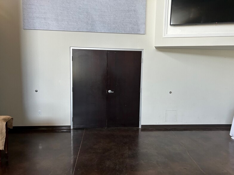 More Photos Of 28181 N 56th St, Scottsdale Religious Facility For Sale