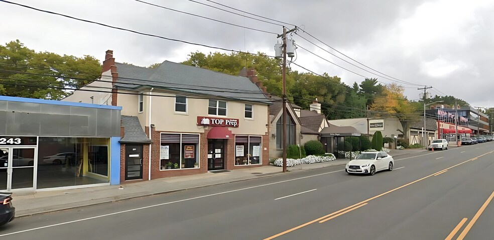 More Photos Of 251 Northern Blvd, Great Neck Storefront Retail Office For Sale