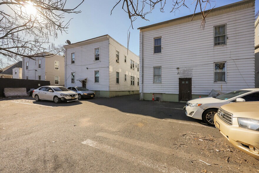 More Photos Of 150 Dayton St, Newark Multifamily For Sale