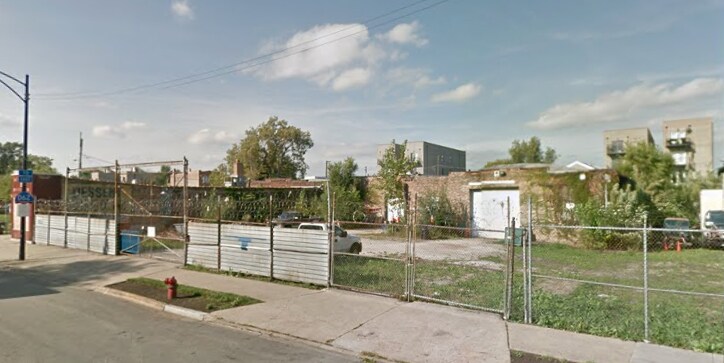 More Photos Of 2738 W Harrison St, Chicago Warehouse For Sale