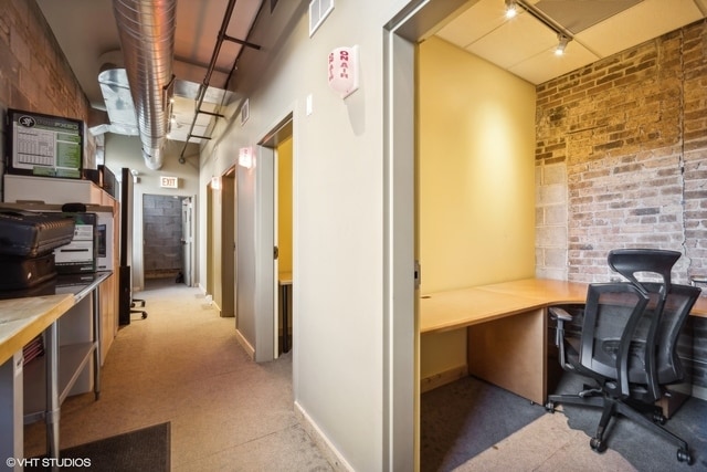 More Photos Of 1348 W Concord Pl, Chicago Office For Sale