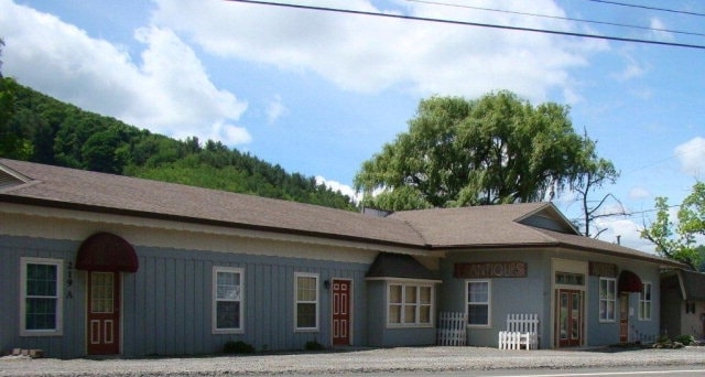 Primary Photo Of 217 Beaver Creek School Rd, West Jefferson Office For Sale
