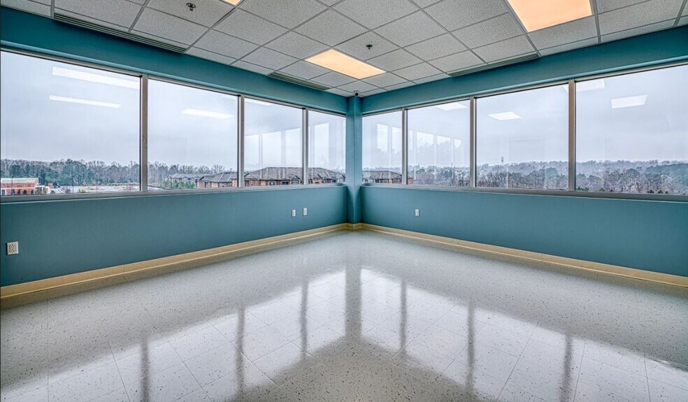 More Photos Of 11009 Ingleside Pl, Raleigh Medical For Lease