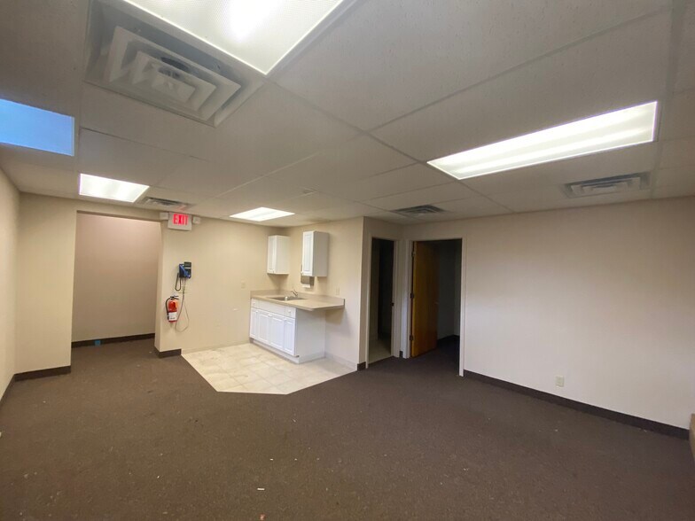 More Photos Of 3060 Baker Rd, Dexter Medical For Sale
