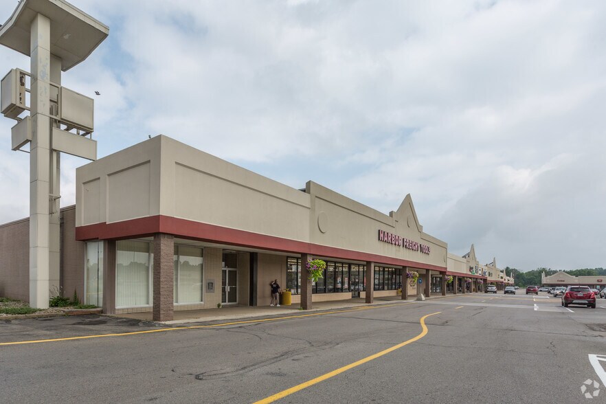 Primary Photo Of 6000 Mahoning Ave, Youngstown Storefront For Lease