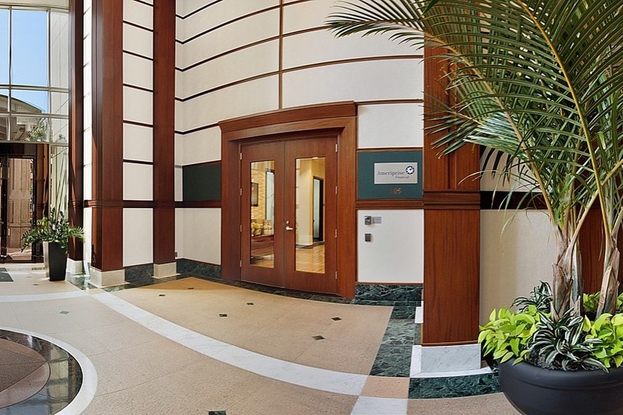 More Photos Of 12800 University Dr, Fort Myers Office For Lease